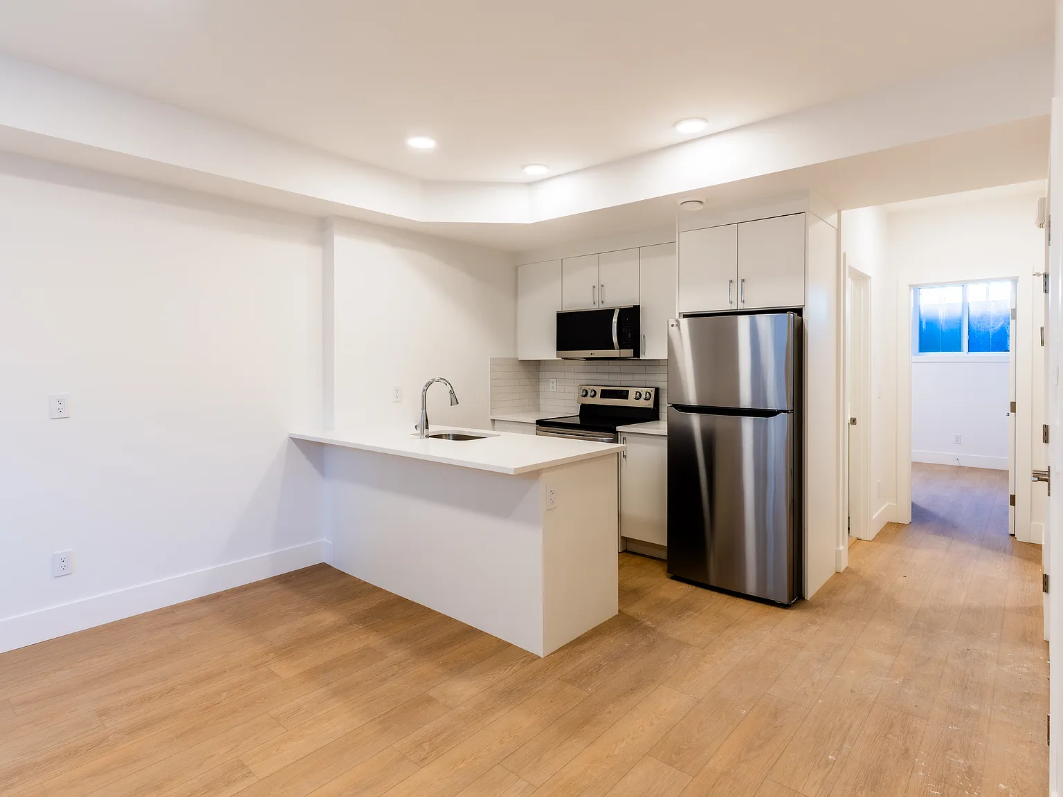 1 bed, 700 sqft, $1,495 — Photo 3