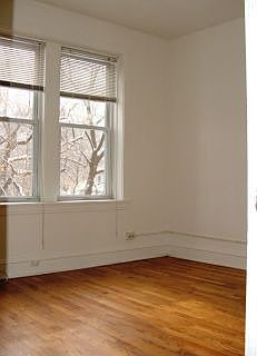 3rd image of 2854 W Barry Ave #2