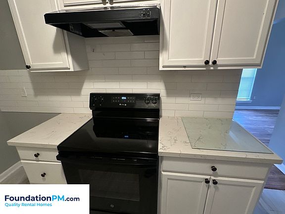 5th image of 687 Creekstone Cir #Circleq1