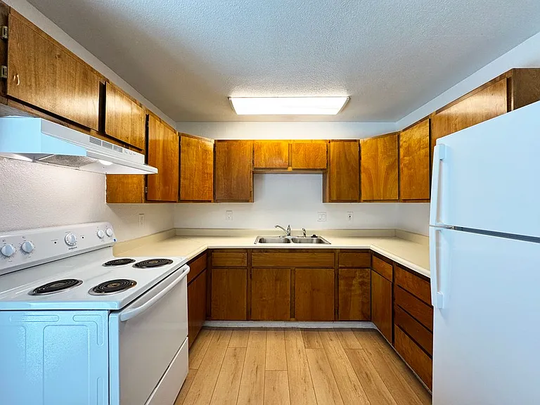 2148 Primrose Dr #1 — Photo 7