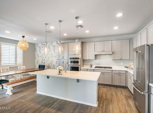 1562 W Park Ave, Gilbert, AZ 85233