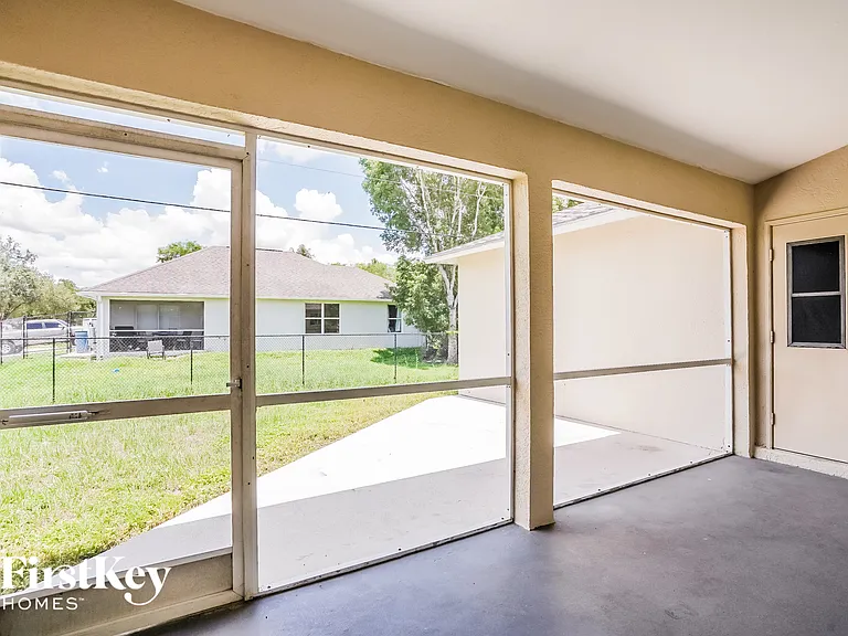 8381 Bahamas Rd — Photo 8