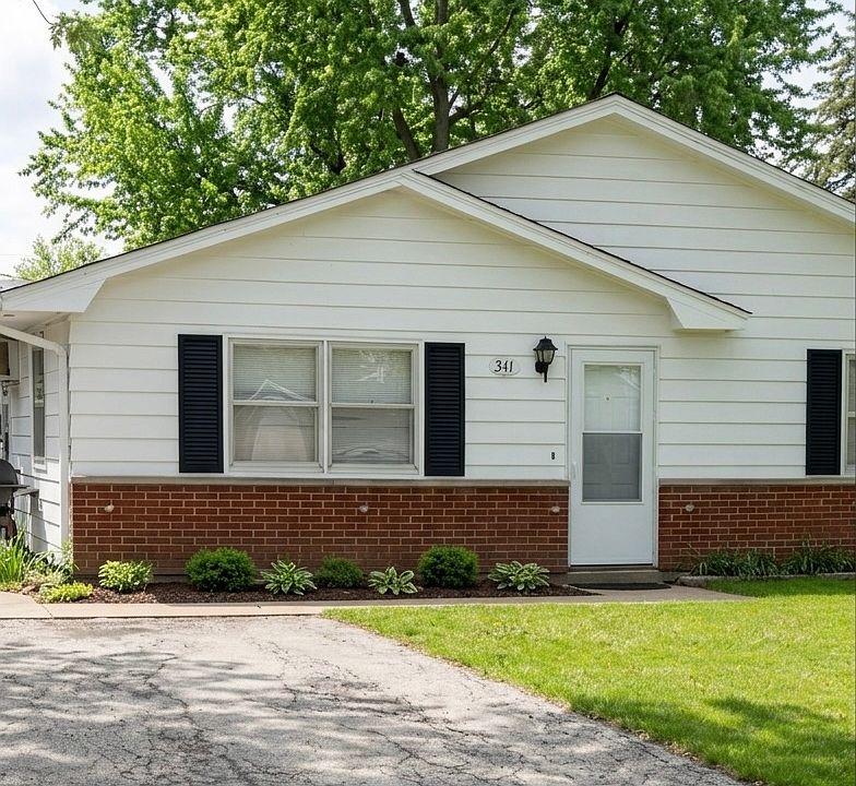 Front of duplex