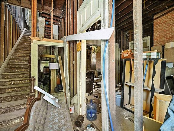 3rd image of 1621 Esplanade Ave