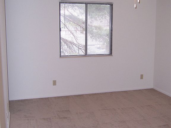 Master bed empty