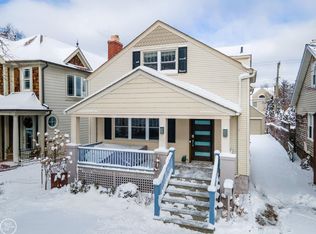 728 W Lincoln St, Birmingham, MI 48009