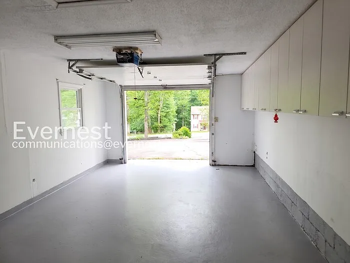 12409 Salient Ln — Photo 20