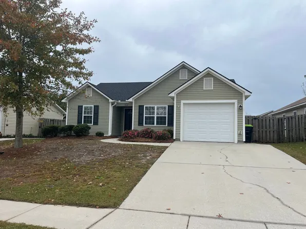 1621 Royal Pine Ct, Leland, NC 28451