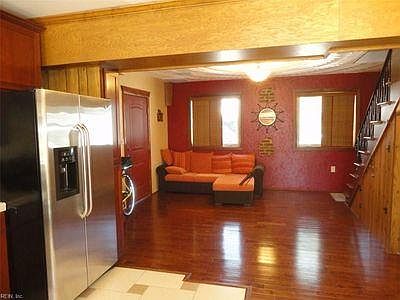 2nd image of 3753 Chesterfield Ave #A