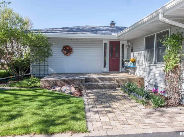 201 N Scandia, Alpha, IL 61413