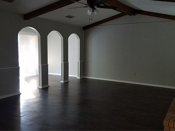 3rd image of 1214 Denmark Dr