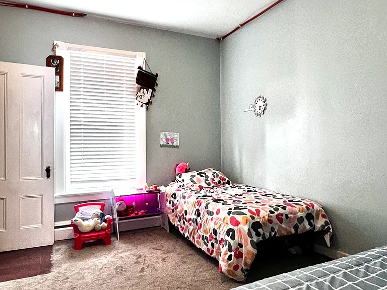 166 Blake St — Photo 8
