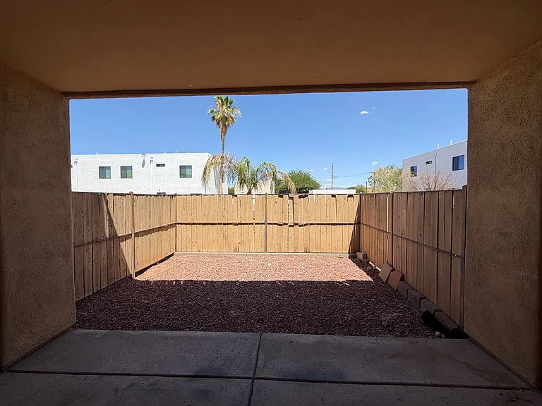 Hedrick1741 — Photo 19