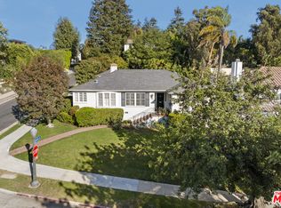 130 S Bentley Ave, Los Angeles, CA 90049