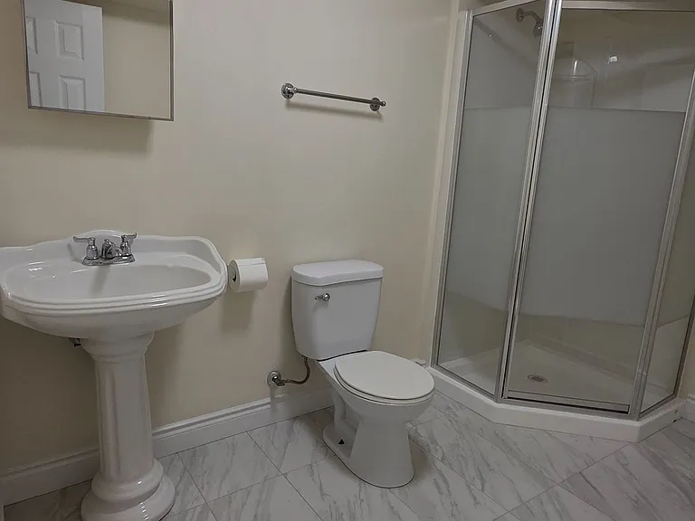 957 Sonoma Ct — Photo 6