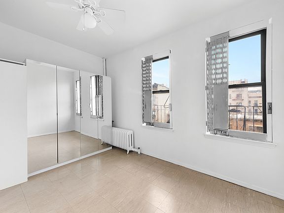 5th image of 350 S 4th St APT 4D