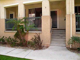 1st image of 958 Camino De La Reina Unit 5