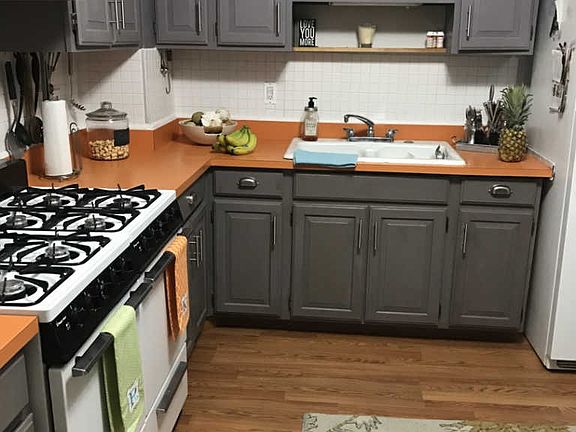 3rd image of 3344 W 99th St