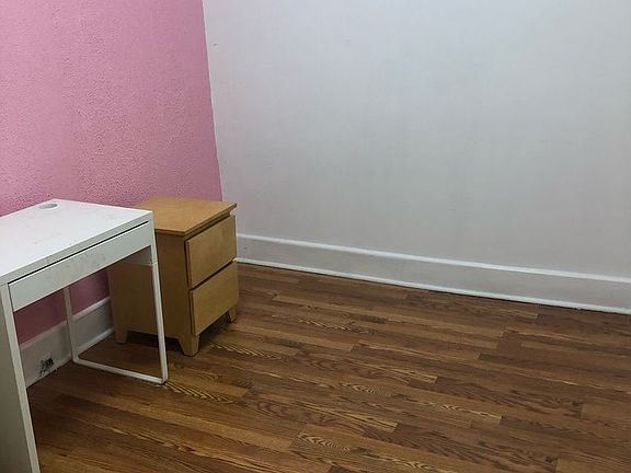 5th image of 28-08 Steinway St #1