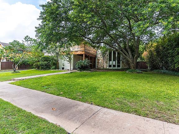 Heritage shade trees