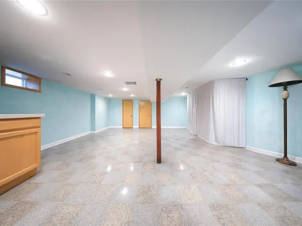 1342 72nd Street image 29 of 41