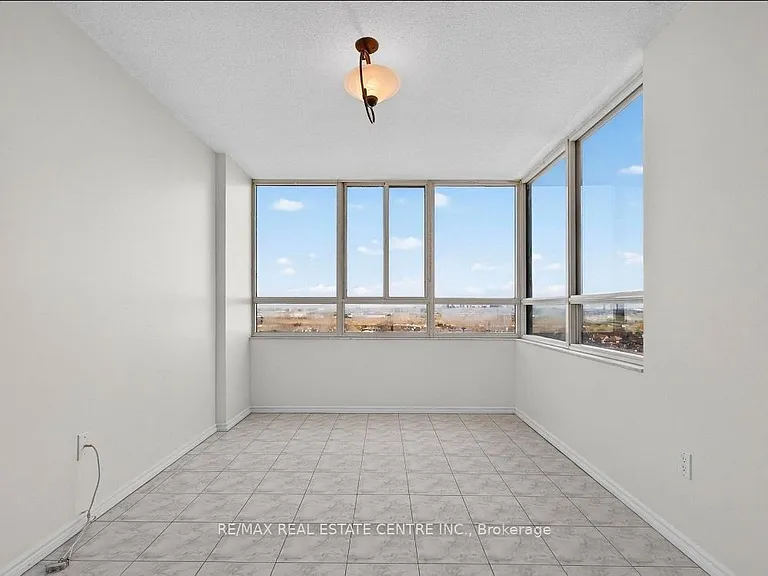100 County Court Blvd #1201 — Photo 12