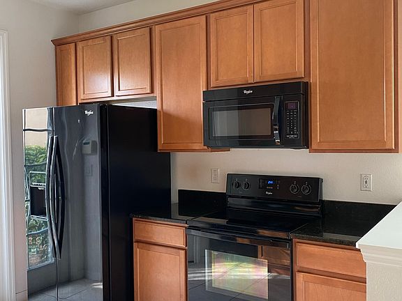 5th image of 7908 Edgewood Forest Dr #1