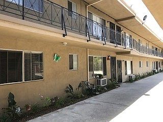 1st image of 729 N Park Ave APT 9