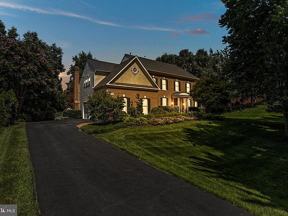 3rd image of 12808 Holly Grove Ct