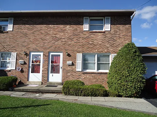 151 Saint Clair St Photo 1