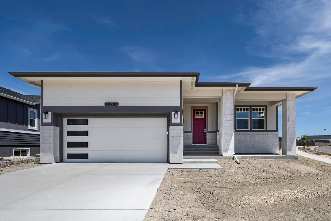 4 bed, 2948 sqft, $3,535 — Photo 4