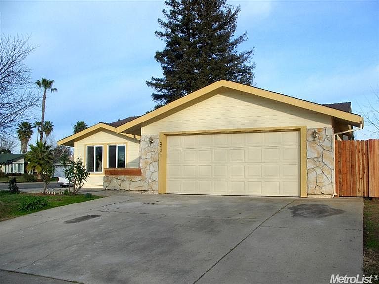 1st image of 2431 Chele Ave