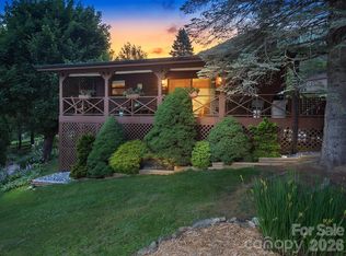 85 Hillcrest Rd, Maggie Valley, NC 28751