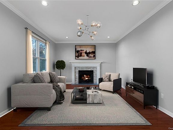 2nd image of 47 Overlook Ave