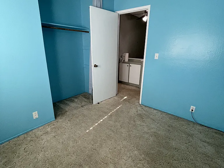 4201 Comet Cir — Photo 14