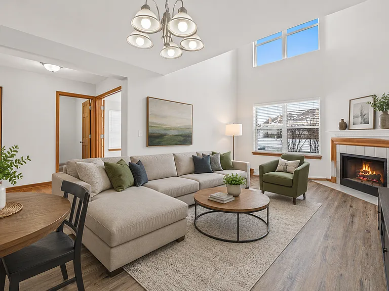3309 Cool Springs Ct — Photo 4