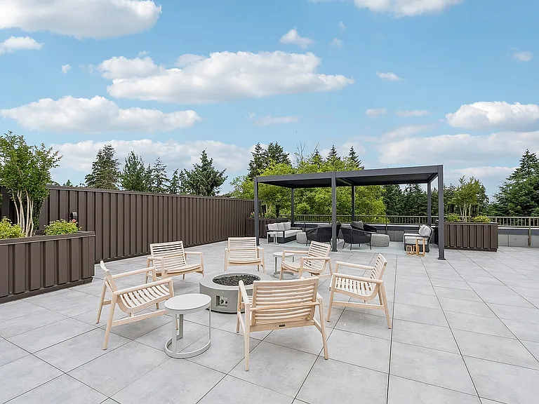76-web-or-mls-N 152nd St-2606-916