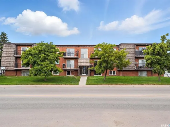 UNIT 15-20 Assiniboine DRIVE, Saskatoon, SK S7K 1H2