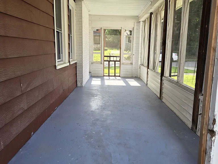 5622 Wayne Ave — Photo 8