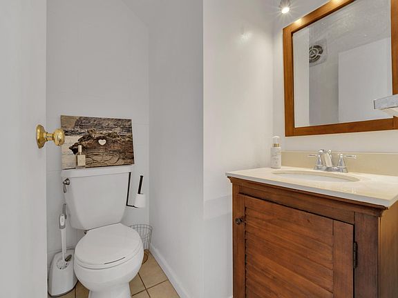 3rd image of 4280 Salt Lake Blvd APT J69