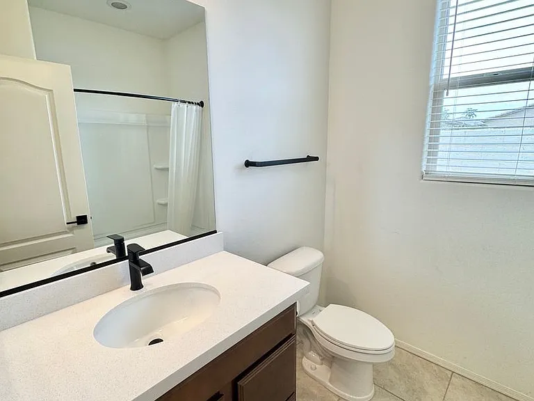 5748 N 194th Ave — Photo 11