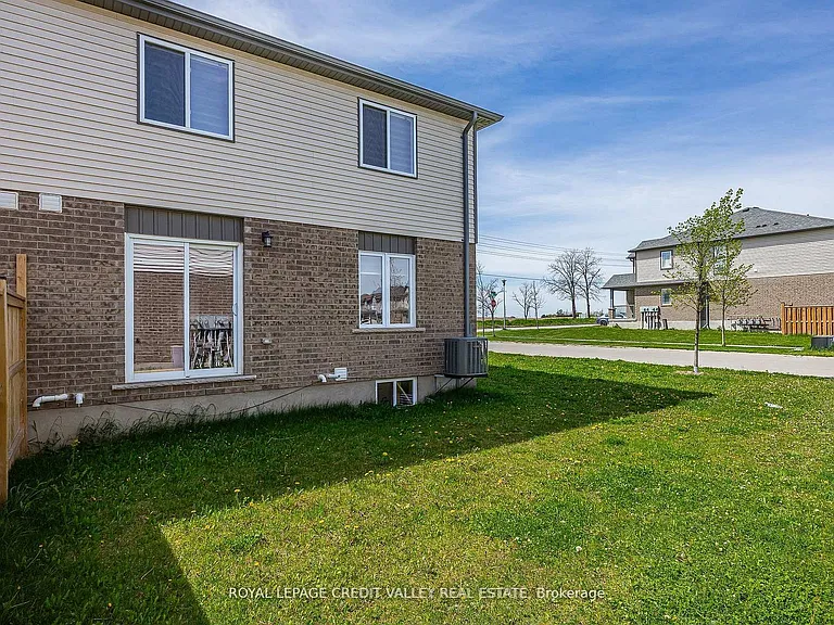 2739 Asima Dr — Photo 41