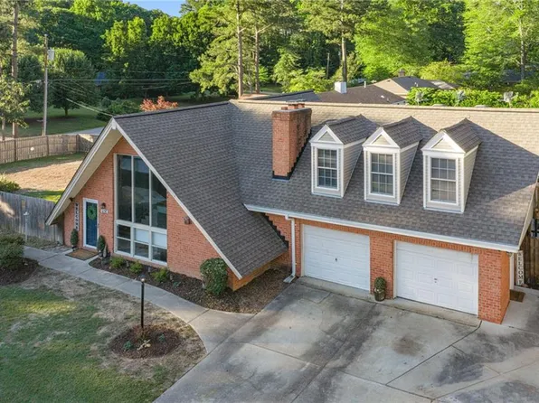 406 Grafton District Rd, Yorktown, VA 23692
