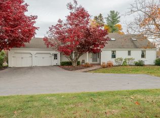 15 Sea Cove Road, Cumberland, ME 04110