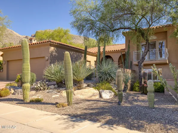 6404 N Desert Wind Cir, Tucson, AZ 85750