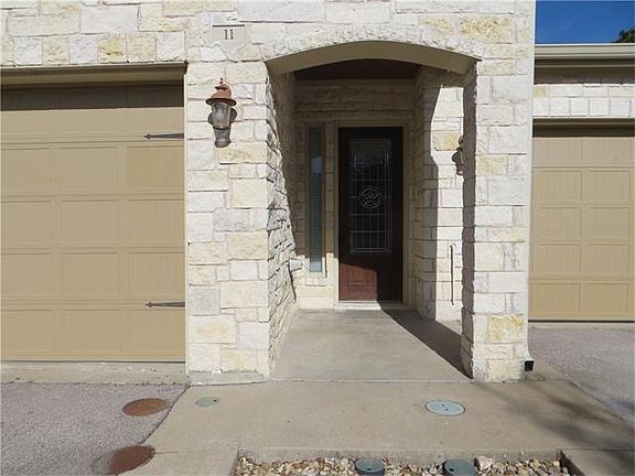 2nd image of 9122 Balcones Club Dr Unit 11