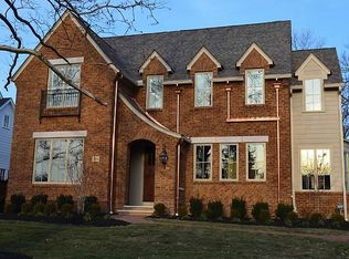 2146 Cheshire Rd, Upper Arlington, OH 43221