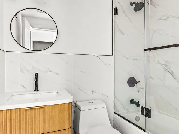 702 Chauncey Street image 4 of 7