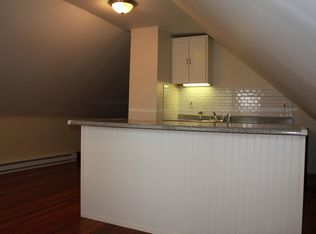 3228 E Fairfax Rd UNIT 3, Cleveland, OH 44118