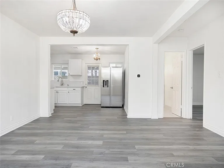 5020 Topanga Canyon Blvd — Photo 6
